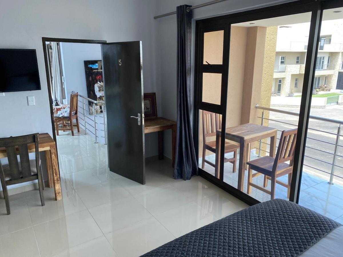 Mukulela Bed & Breakfast Walvis Bay Exterior photo