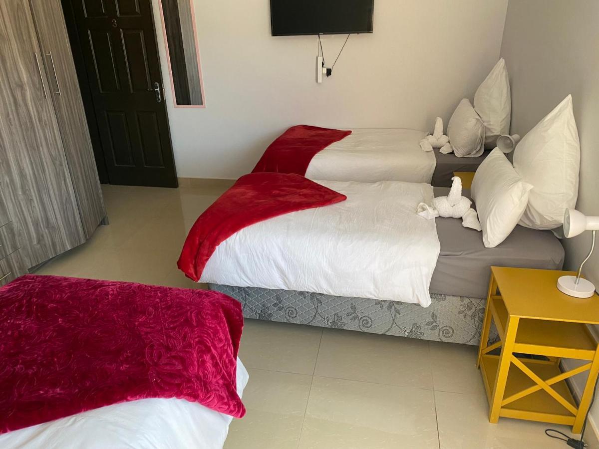 Mukulela Bed & Breakfast Walvis Bay Exterior photo
